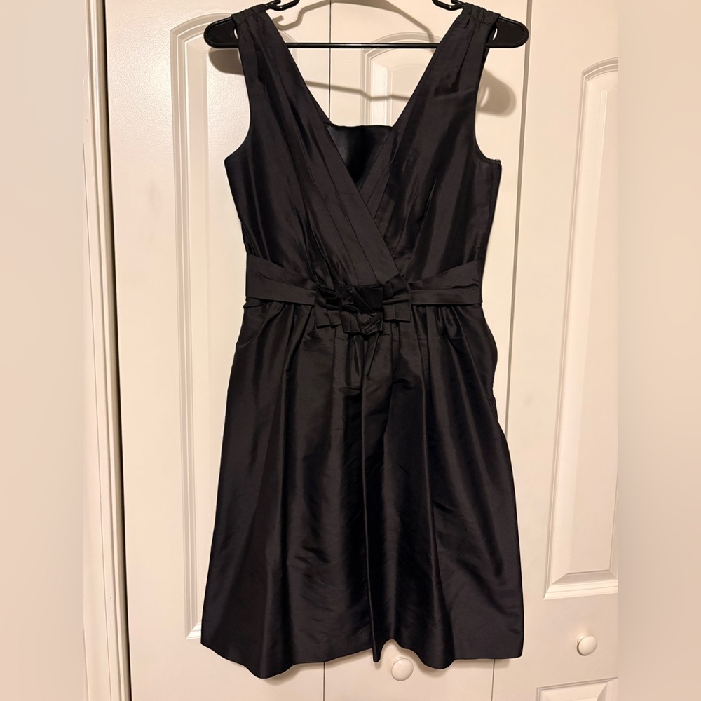 Elegant Black Sleeveless Dress